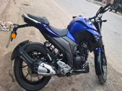 Yamaha FZS FI V4